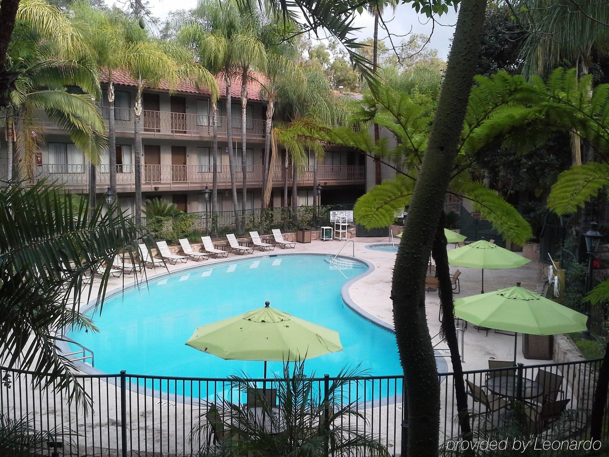 Vanllee Hotel Covina Εξωτερικό φωτογραφία