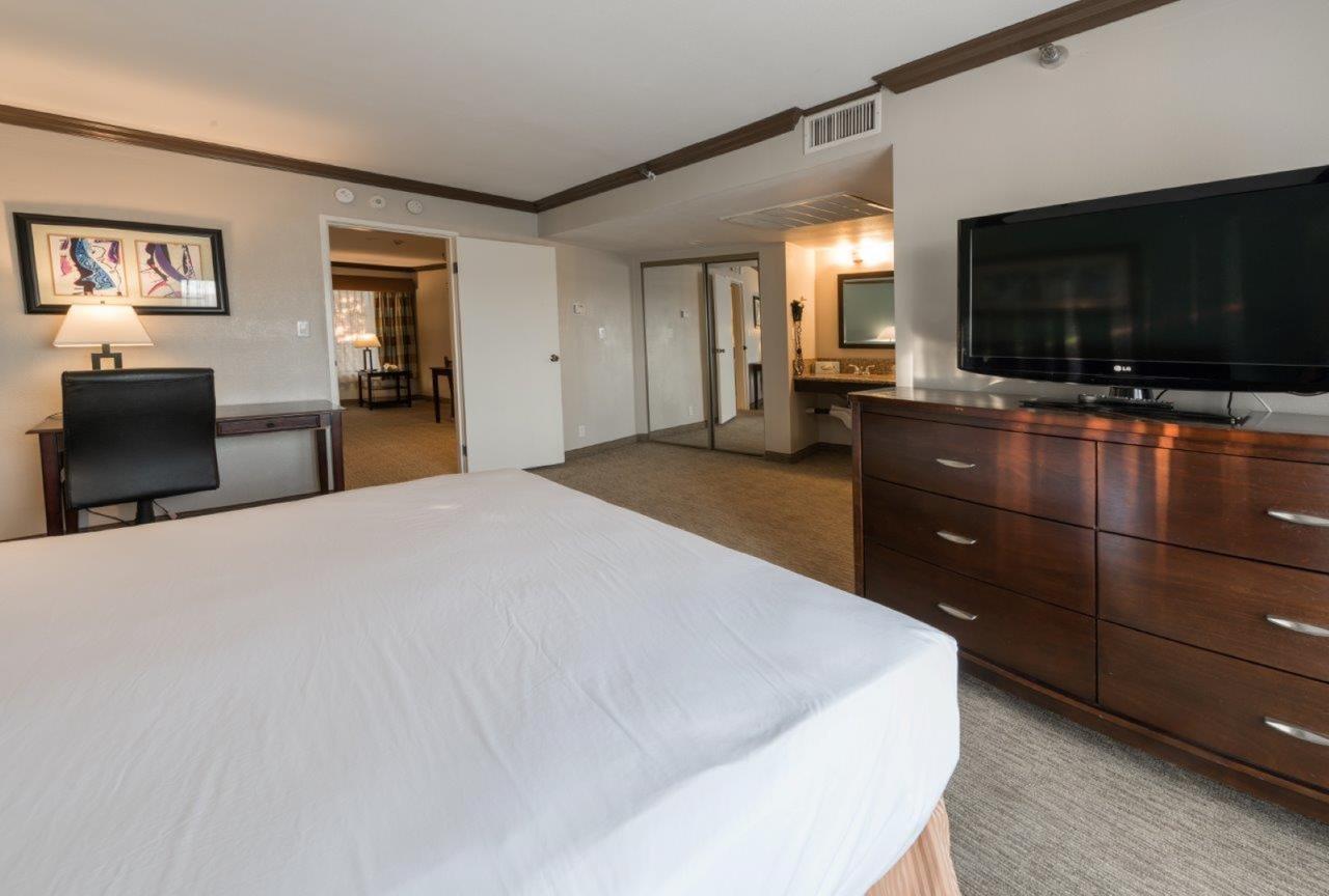 Vanllee Hotel Covina Εξωτερικό φωτογραφία