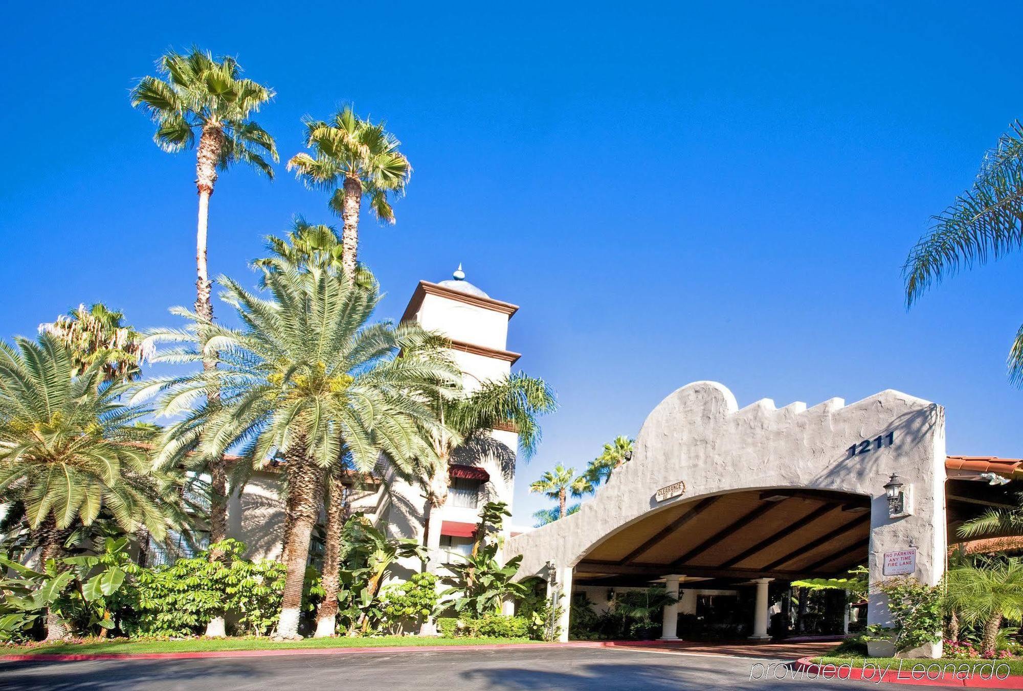 Vanllee Hotel Covina Εξωτερικό φωτογραφία