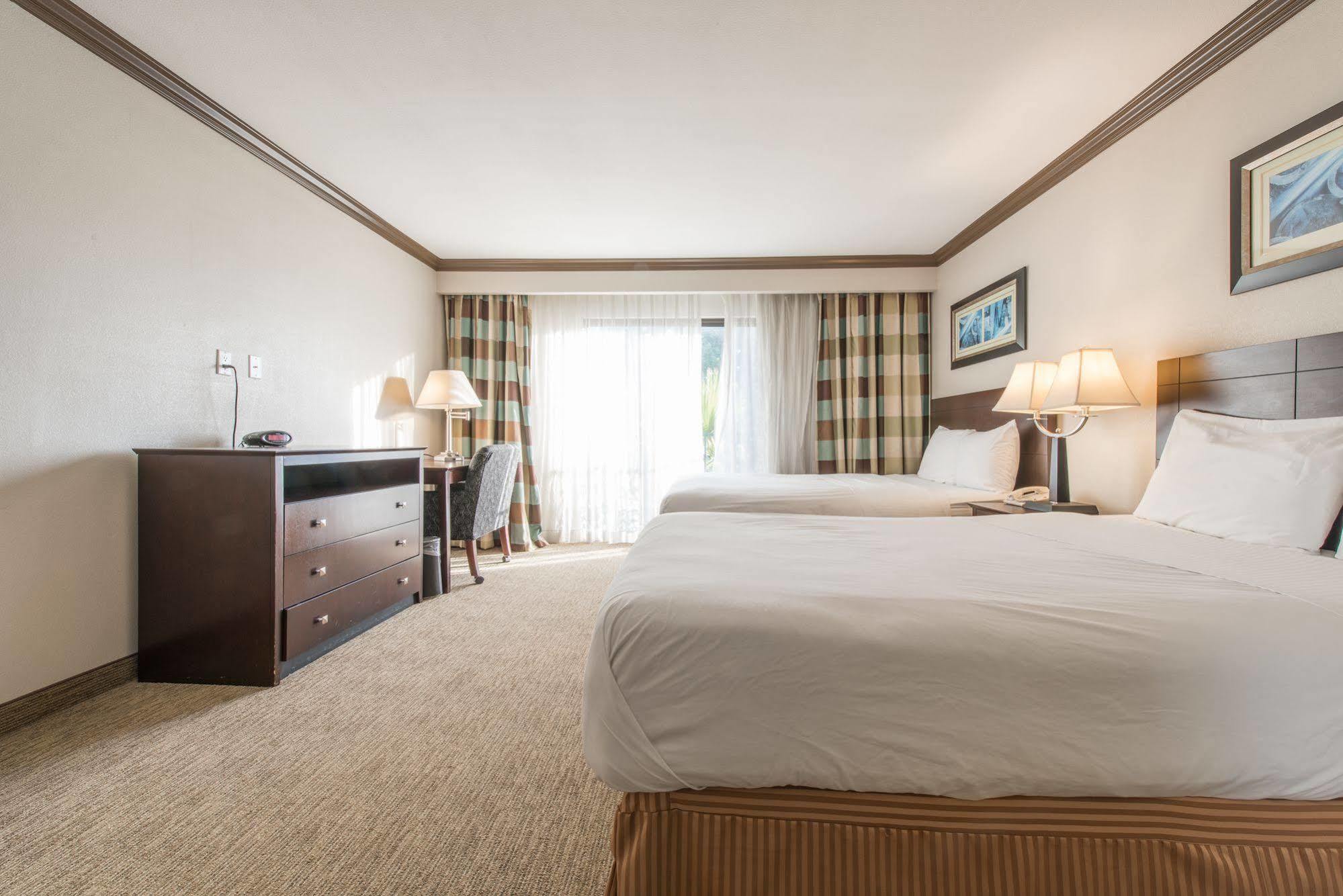Vanllee Hotel Covina Εξωτερικό φωτογραφία