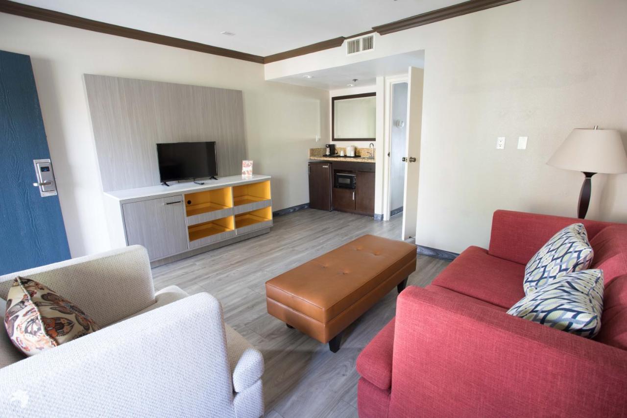 Vanllee Hotel Covina Εξωτερικό φωτογραφία