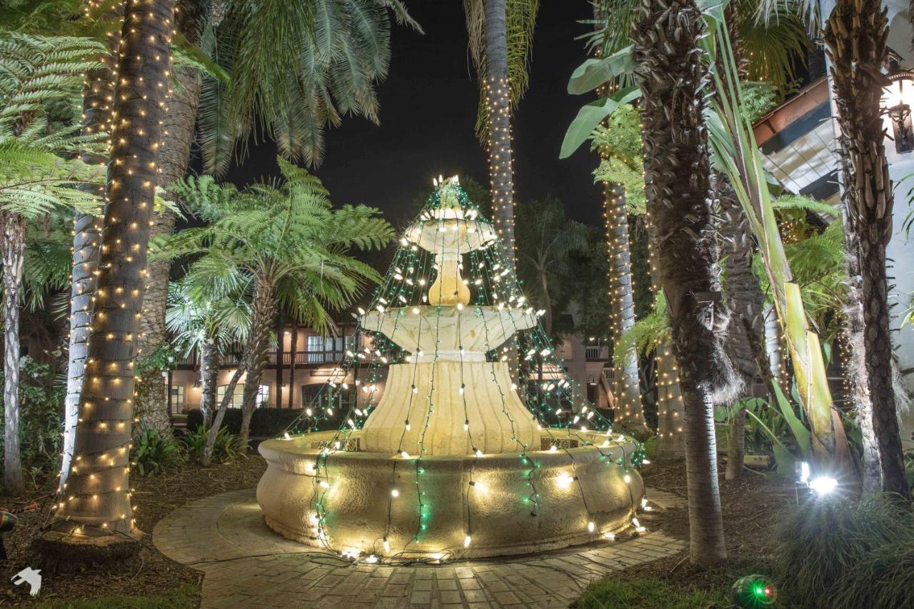Vanllee Hotel Covina Εξωτερικό φωτογραφία