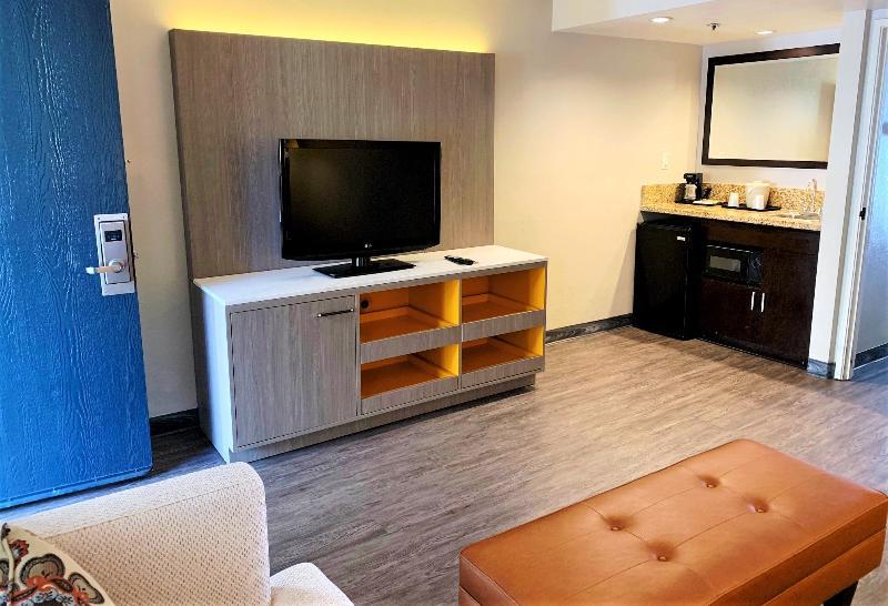 Vanllee Hotel Covina Εξωτερικό φωτογραφία