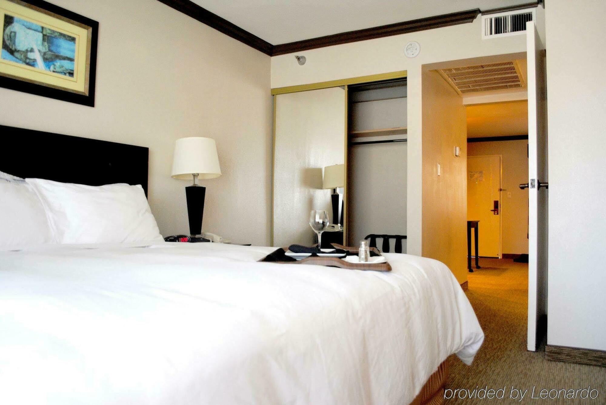 Vanllee Hotel Covina Εξωτερικό φωτογραφία